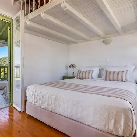 Nina-myrtia Countryside House Skopelos بيت للعطل